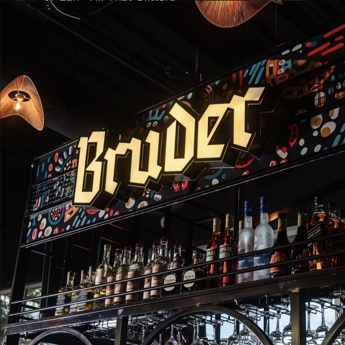 Bruder Sign